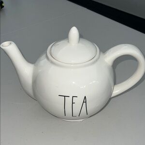 RAE DUNN!!!🔥 White Ceramic Teapot